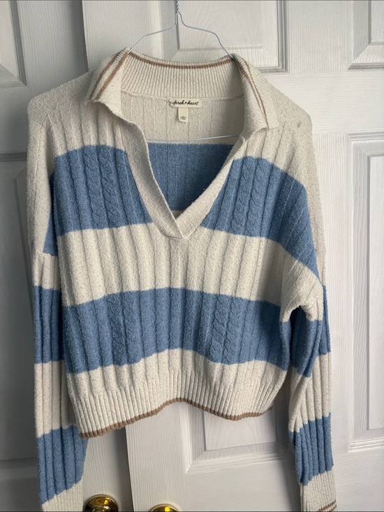 Derek Heart Sweaters - Derek Heart Blue and Cream Striped V-Neck Cropped Sweater with Collar